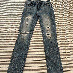 American Eagle ripped jeans. Mens size 30X34